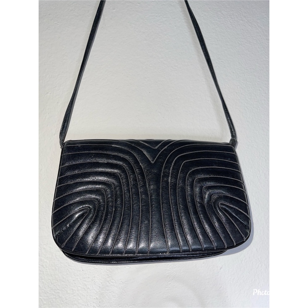 Finesse Lamodel shoulder bag